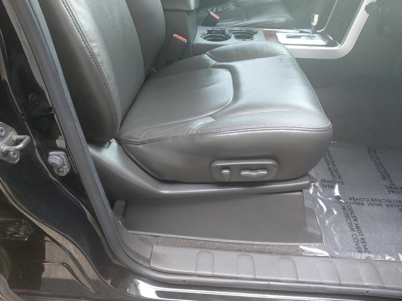 Nissan Pathfinder 2WD 4dr V6 LE 2010