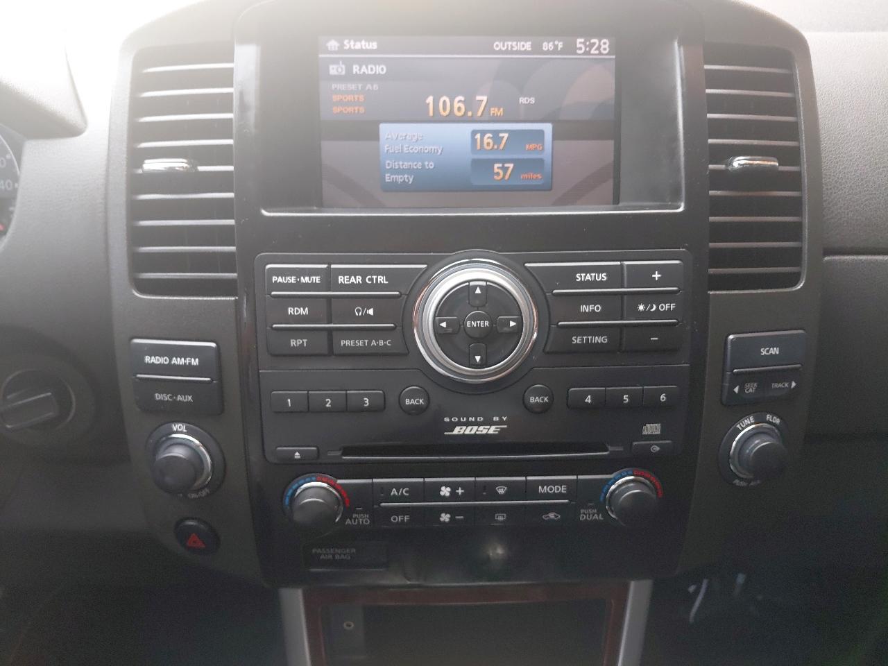Nissan Pathfinder 2WD 4dr V6 LE 2010