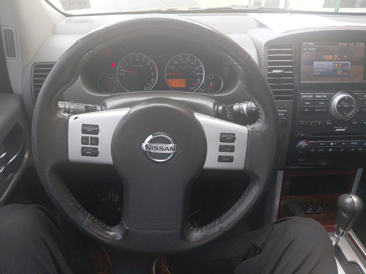 Nissan Pathfinder 2WD 4dr V6 LE 2010