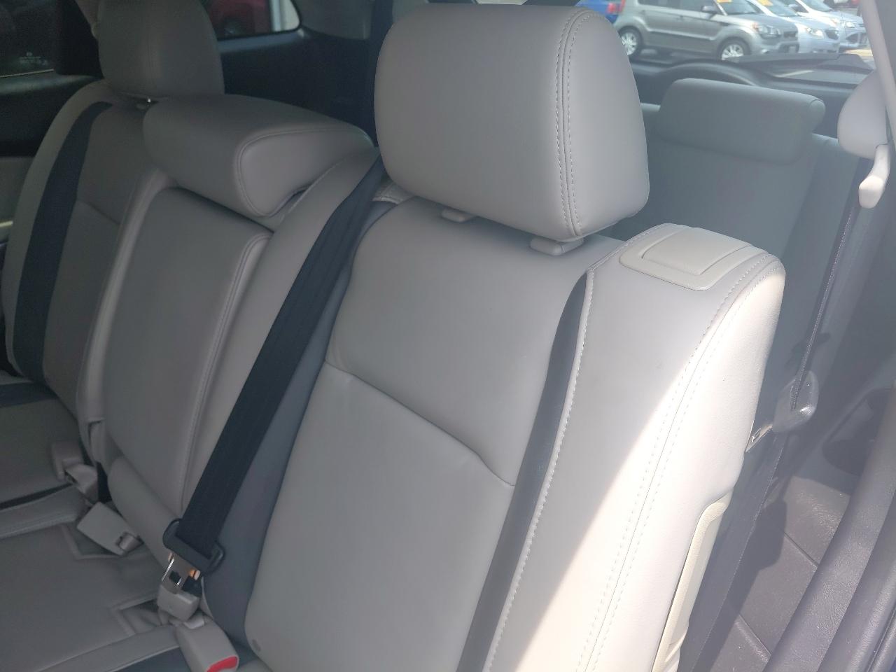 Mazda CX-9 AWD 4dr Grand Touring 2010