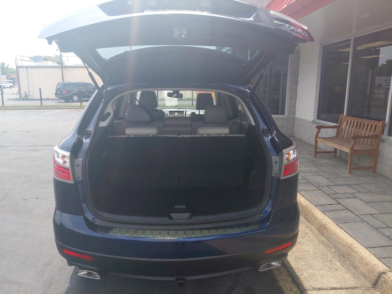 Mazda CX-9 AWD 4dr Grand Touring 2010