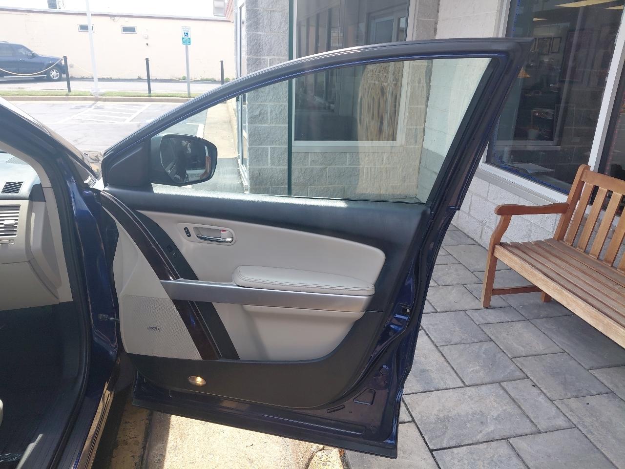 Mazda CX-9 AWD 4dr Grand Touring 2010