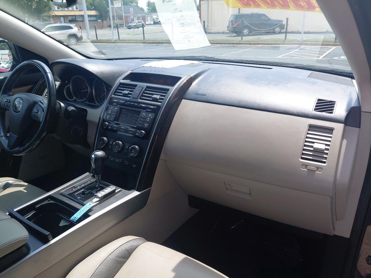 Mazda CX-9 AWD 4dr Grand Touring 2010