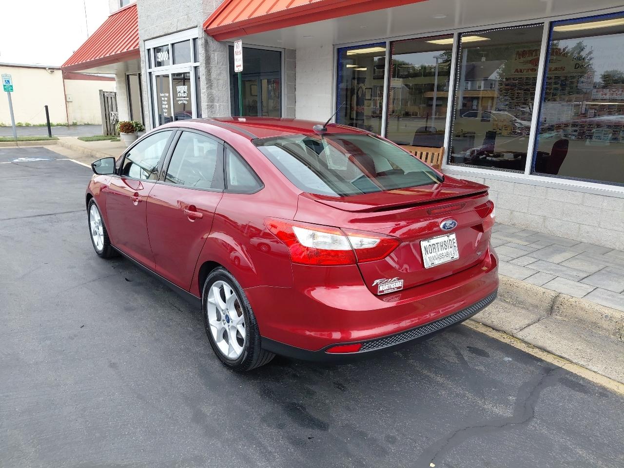 Ford Focus 4dr Sdn SE 2014