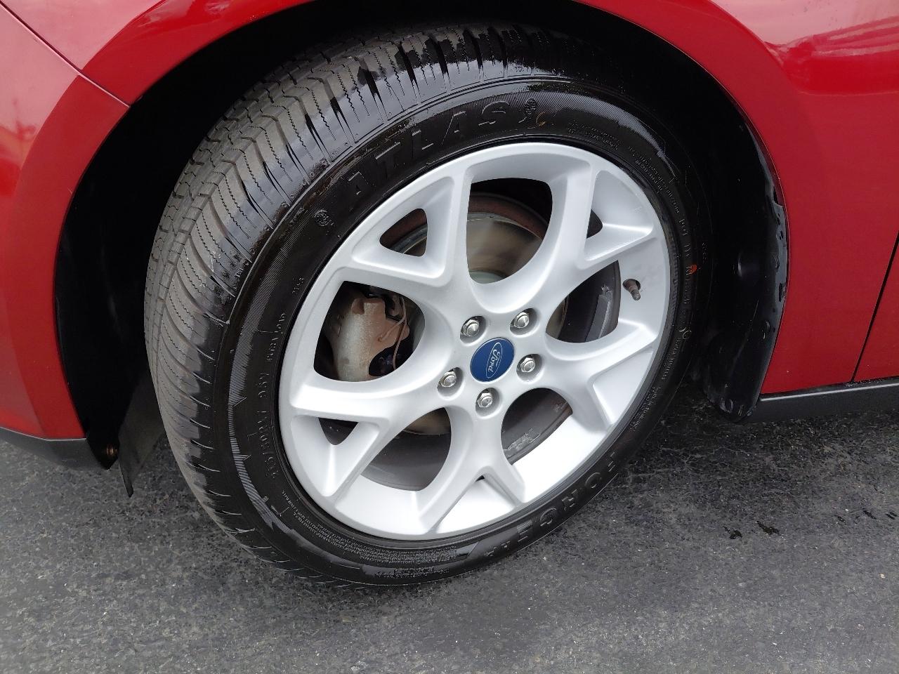 Ford Focus 4dr Sdn SE 2014