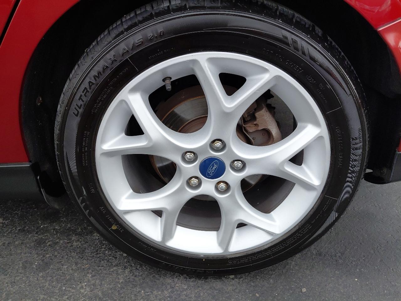Ford Focus 4dr Sdn SE 2014