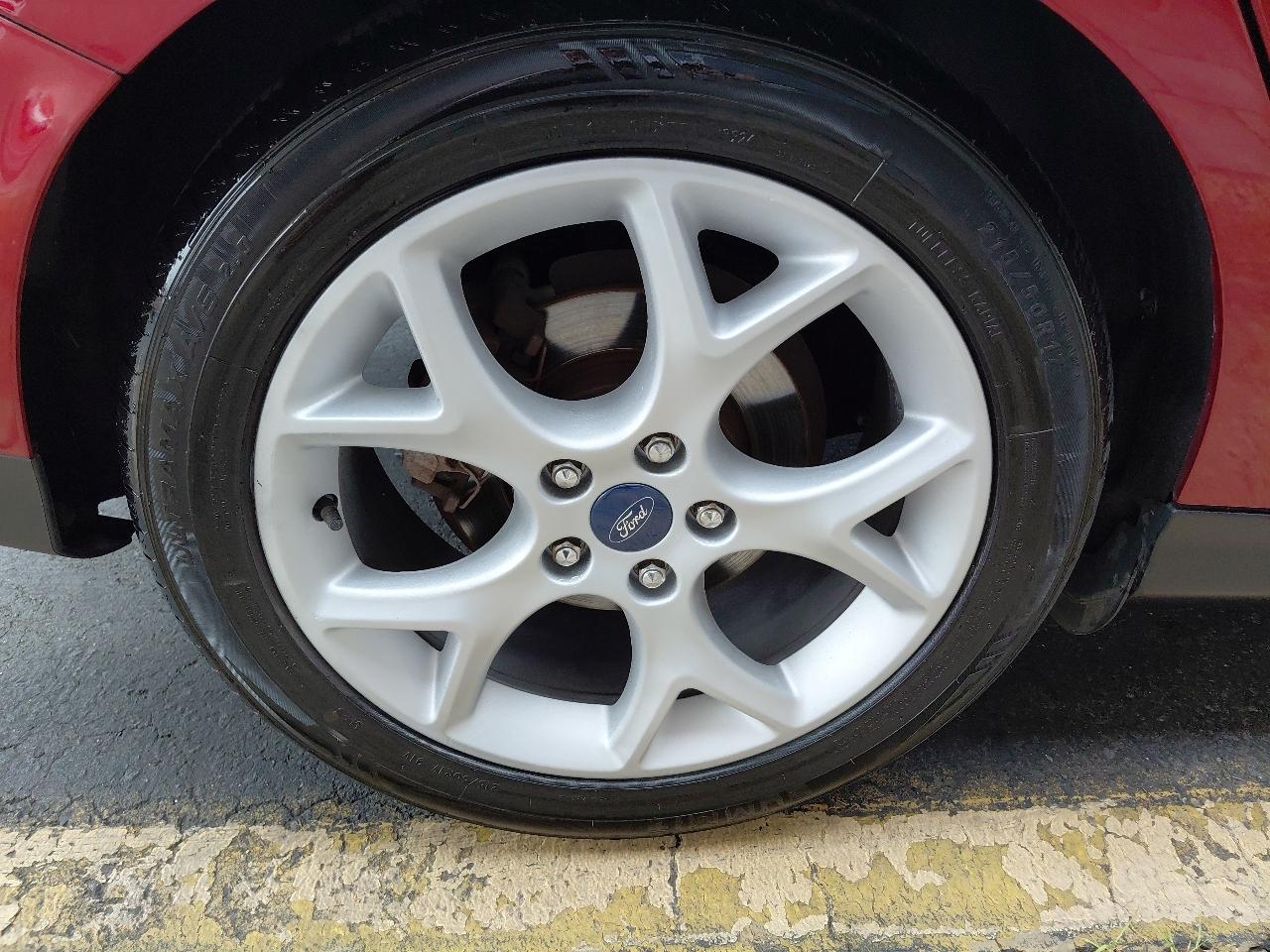 Ford Focus 4dr Sdn SE 2014