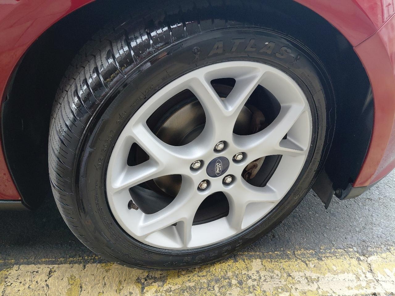 Ford Focus 4dr Sdn SE 2014