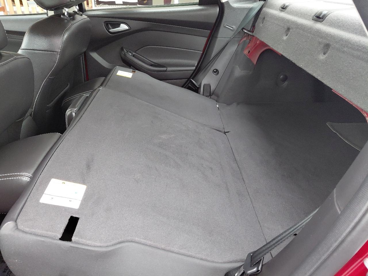 Ford Focus 4dr Sdn SE 2014
