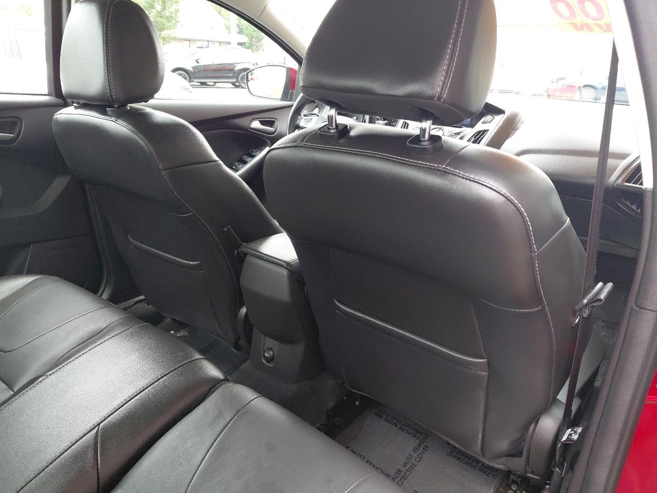 Ford Focus 4dr Sdn SE 2014