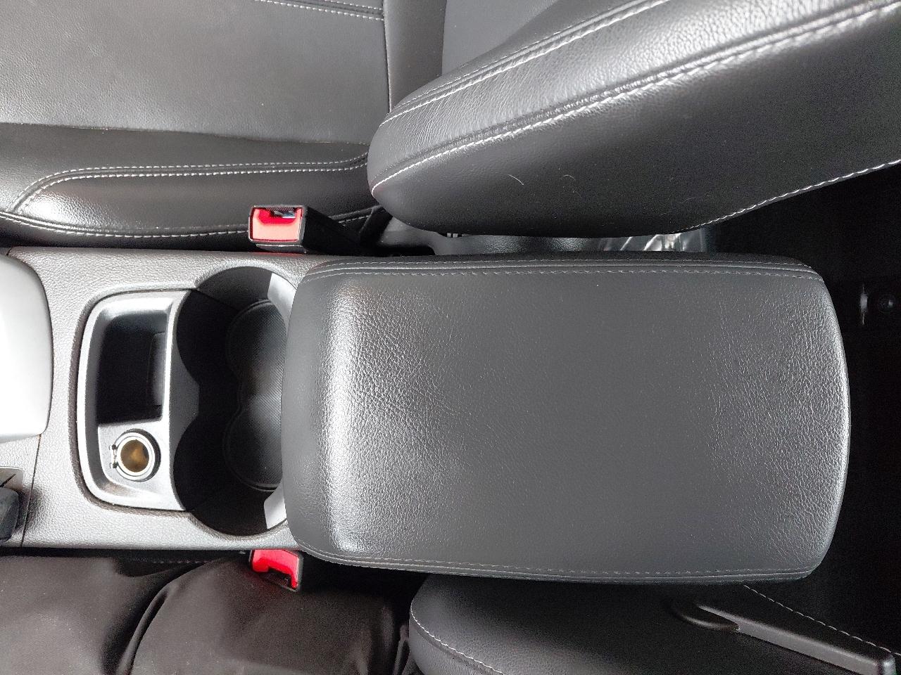 Ford Focus 4dr Sdn SE 2014