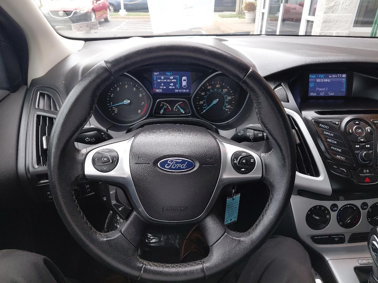 Ford Focus 4dr Sdn SE 2014