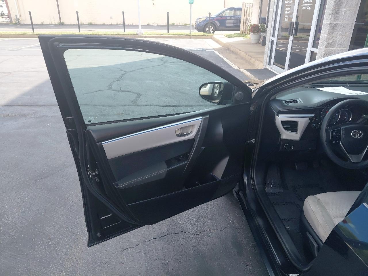 Toyota Corolla 4dr Sdn CVT LE Premium (Natl) 2014