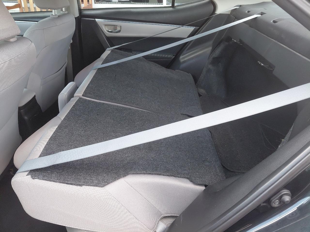 Toyota Corolla 4dr Sdn CVT LE Premium (Natl) 2014