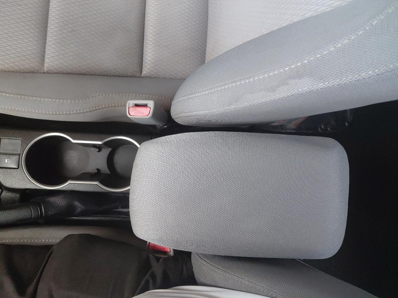Toyota Corolla 4dr Sdn CVT LE Premium (Natl) 2014