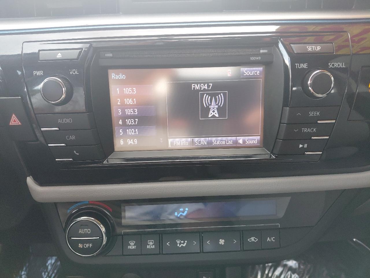 Toyota Corolla 4dr Sdn CVT LE Premium (Natl) 2014