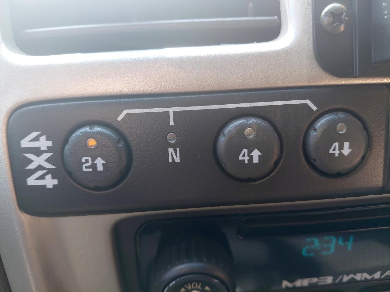 Chevrolet Colorado 4WD Ext Cab 125.9" LT w/1LT 2010