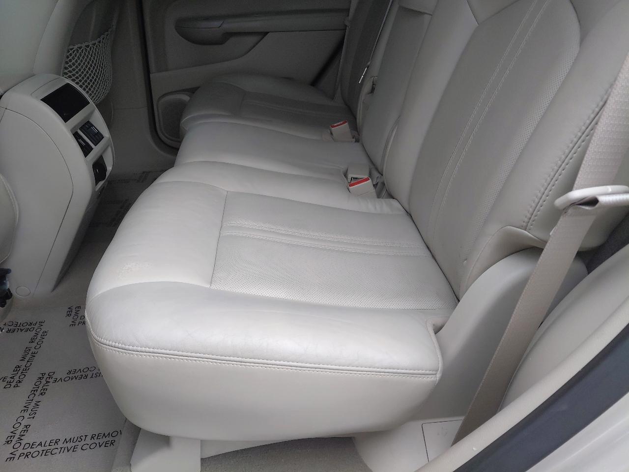 Cadillac SRX FWD 4dr Luxury Collection 2011