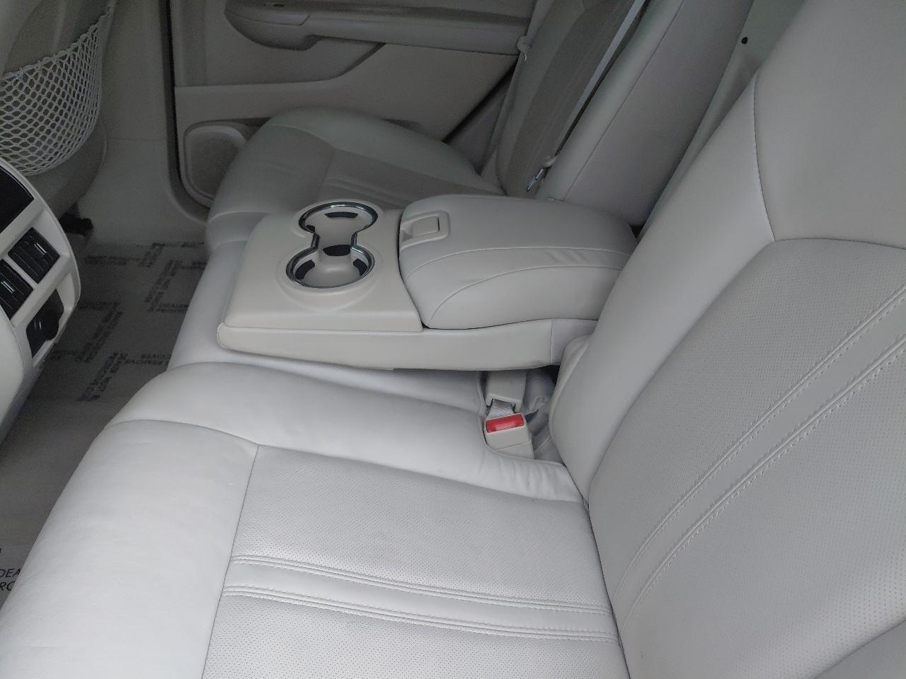 Cadillac SRX FWD 4dr Luxury Collection 2011