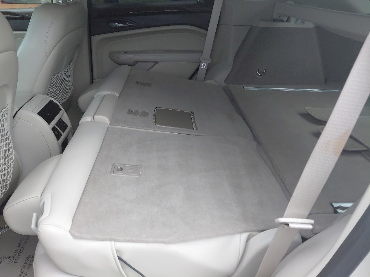 Cadillac SRX FWD 4dr Luxury Collection 2011