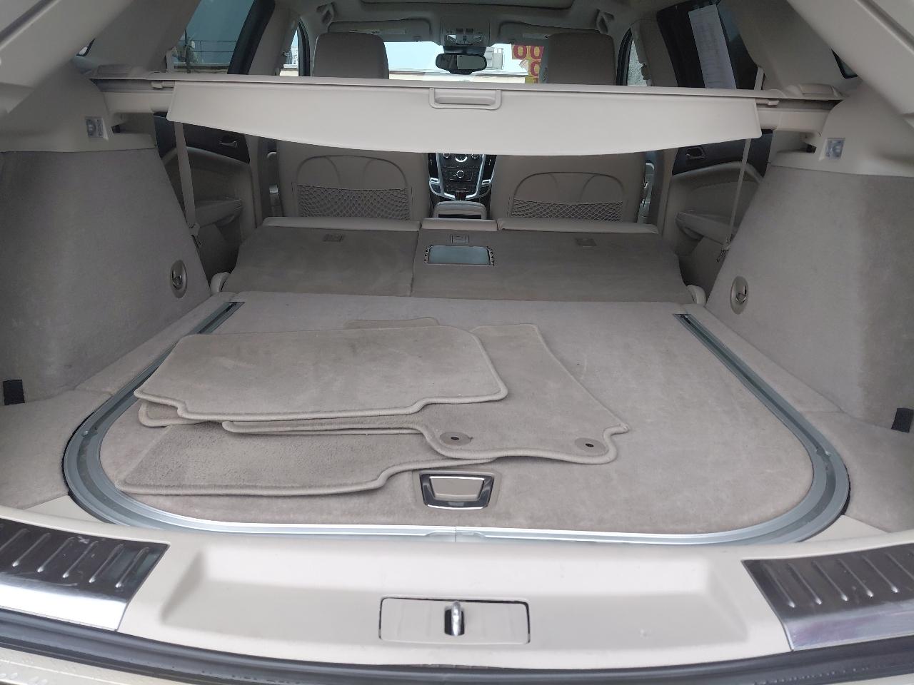 Cadillac SRX FWD 4dr Luxury Collection 2011