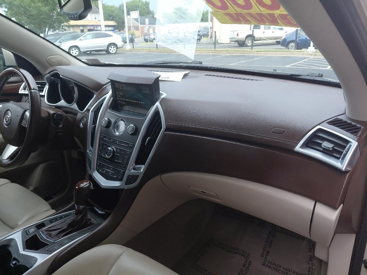 Cadillac SRX FWD 4dr Luxury Collection 2011