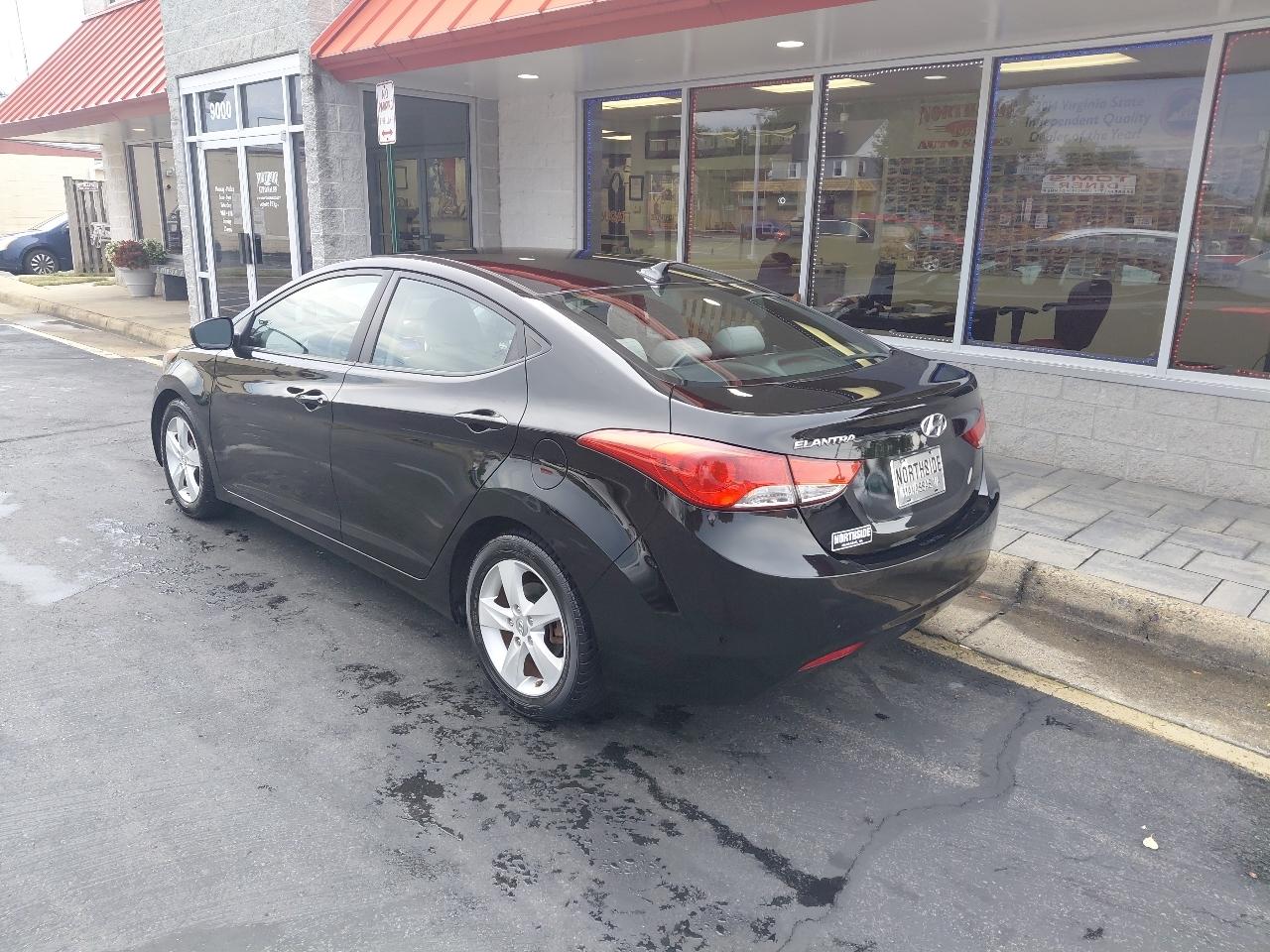 Hyundai Elantra 4dr Sdn Auto GLS PZEV (Ulsan Plant) 2012