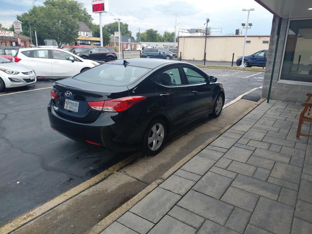 Hyundai Elantra 4dr Sdn Auto GLS PZEV (Ulsan Plant) 2012