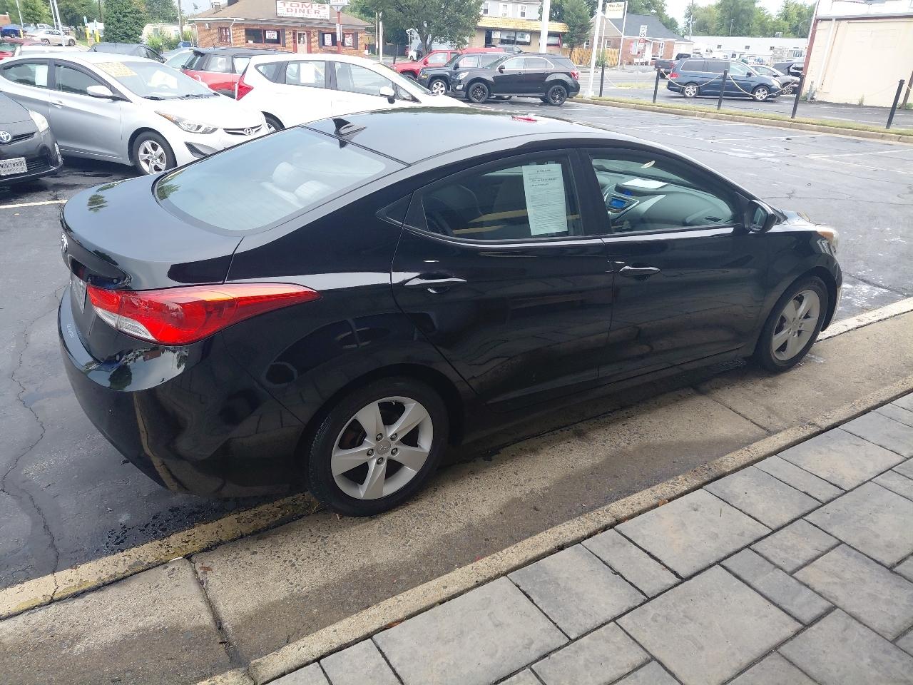 Hyundai Elantra 4dr Sdn Auto GLS PZEV (Ulsan Plant) 2012