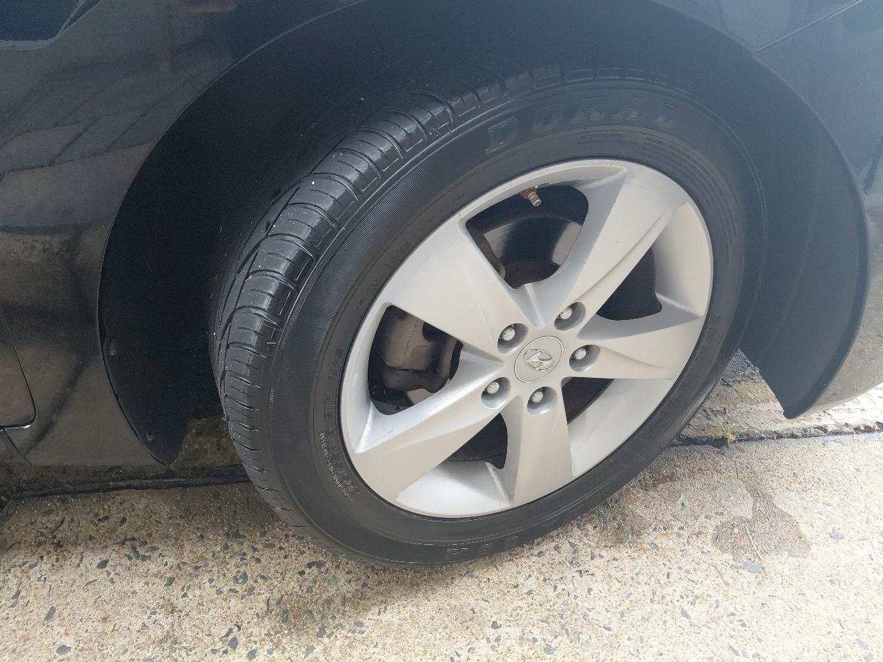 Hyundai Elantra 4dr Sdn Auto GLS PZEV (Ulsan Plant) 2012