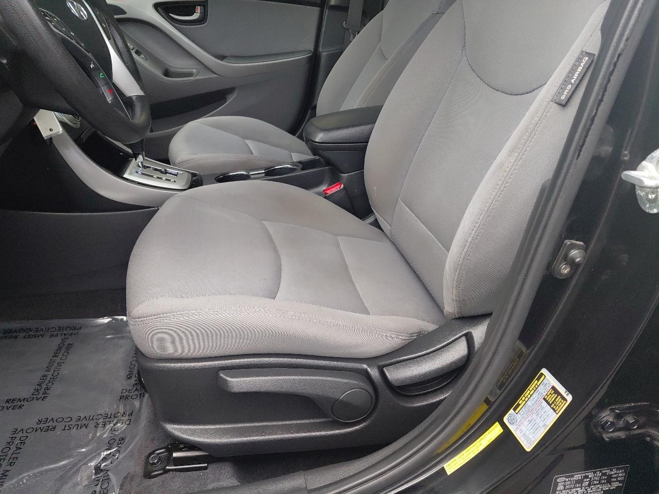 Hyundai Elantra 4dr Sdn Auto GLS PZEV (Ulsan Plant) 2012