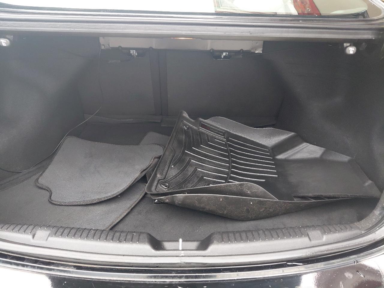 Hyundai Elantra 4dr Sdn Auto GLS PZEV (Ulsan Plant) 2012