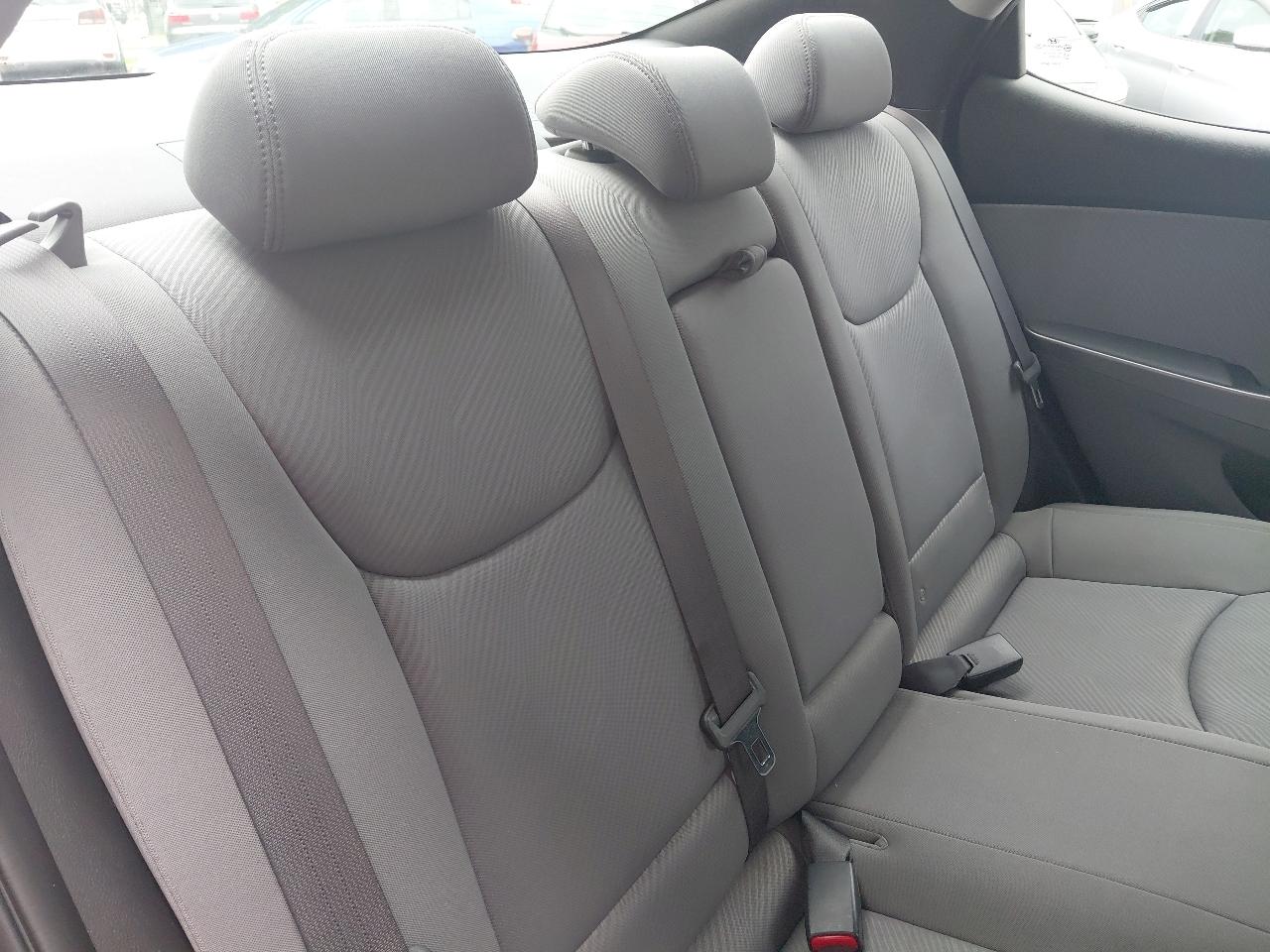 Hyundai Elantra 4dr Sdn Auto GLS PZEV (Ulsan Plant) 2012