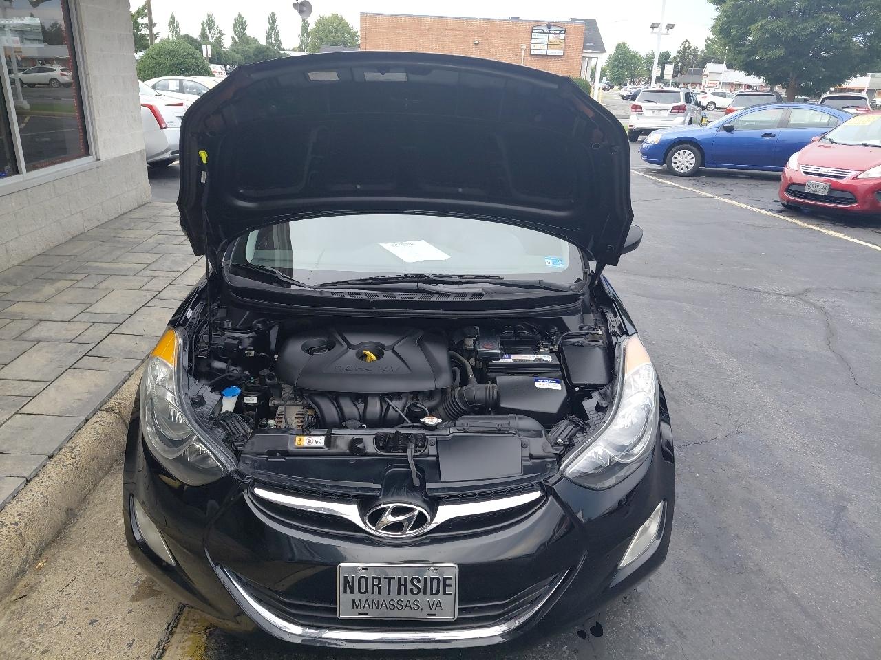 Hyundai Elantra 4dr Sdn Auto GLS PZEV (Ulsan Plant) 2012
