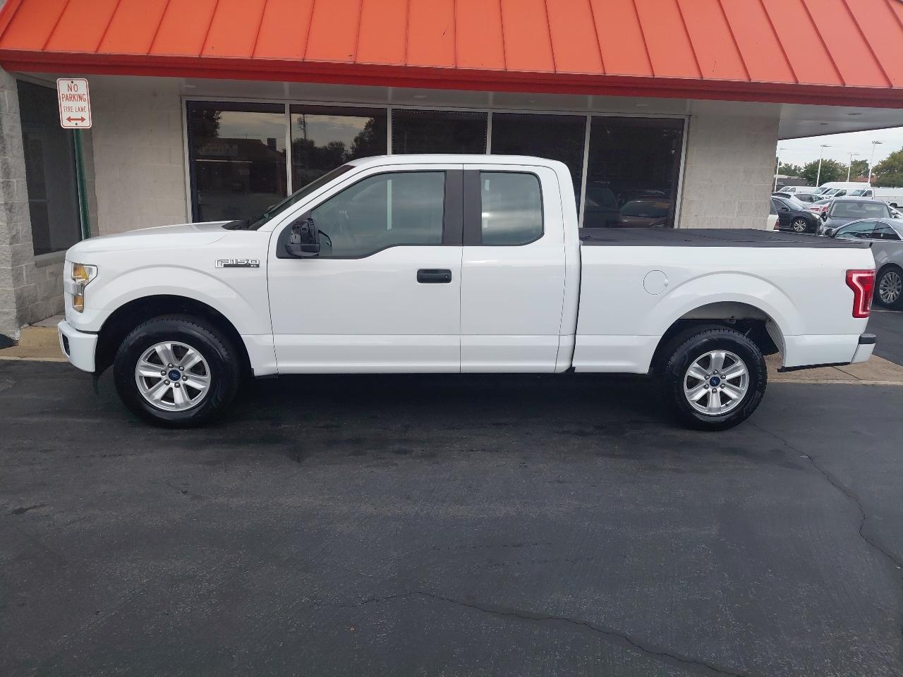 Ford F-150 Lariat 2WD SuperCab 8' Box 2017