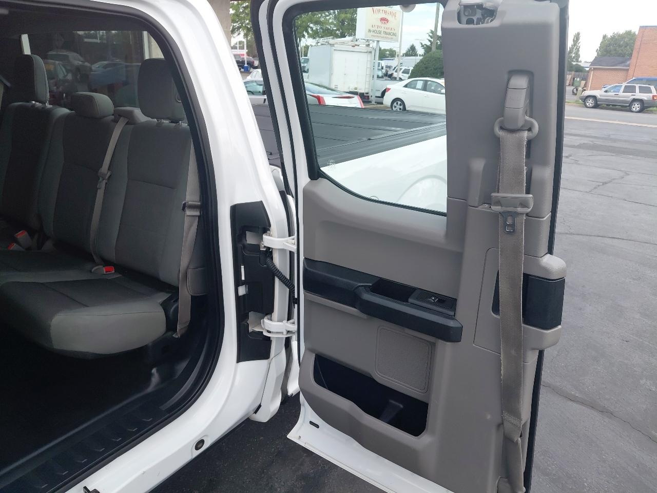 Ford F-150 Lariat 2WD SuperCab 8' Box 2017