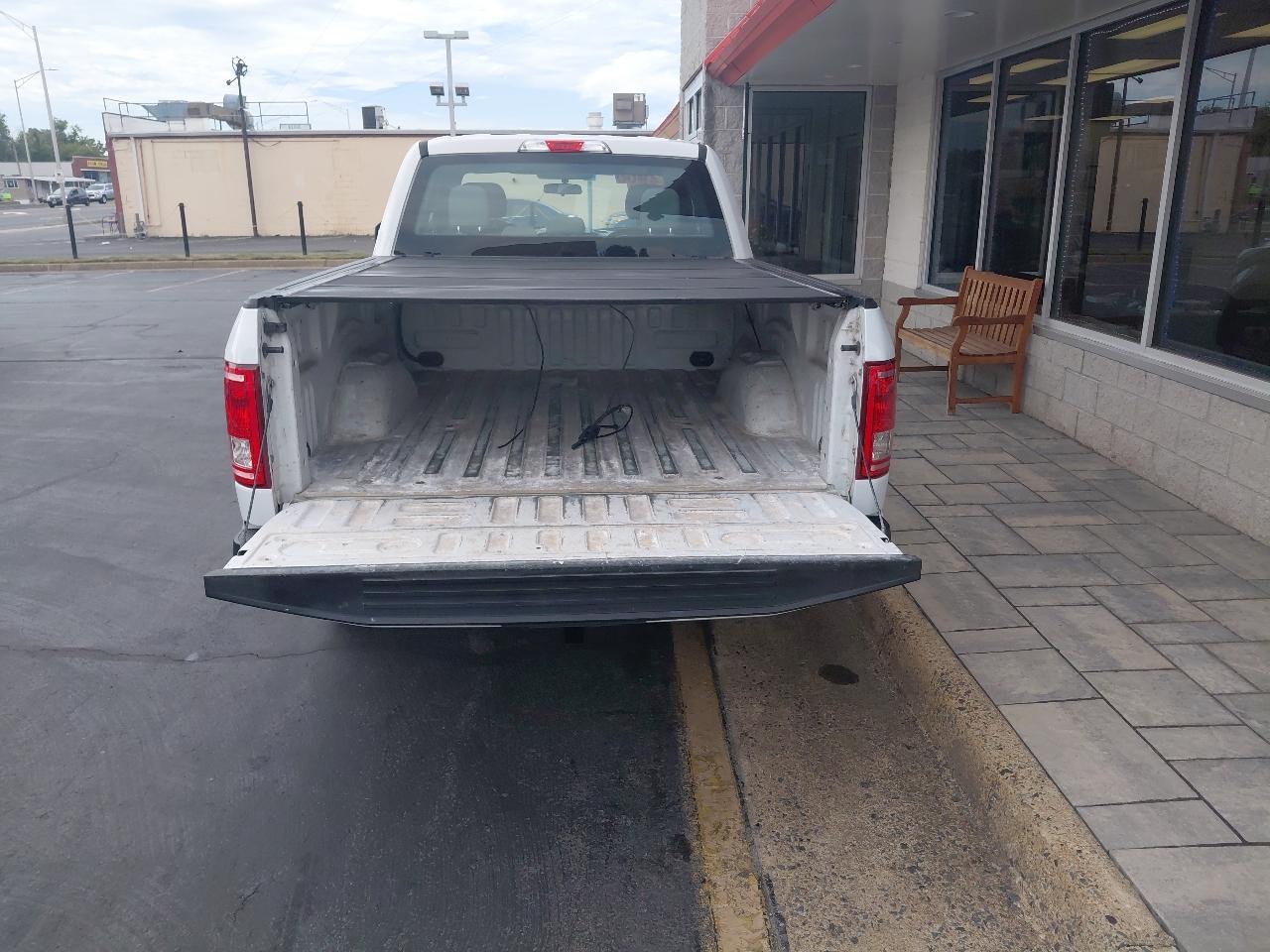 Ford F-150 Lariat 2WD SuperCab 8' Box 2017