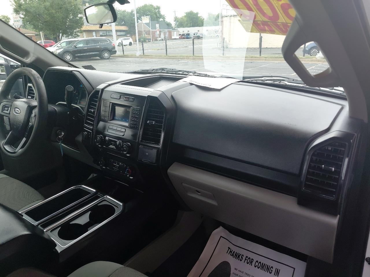Ford F-150 Lariat 2WD SuperCab 8' Box 2017