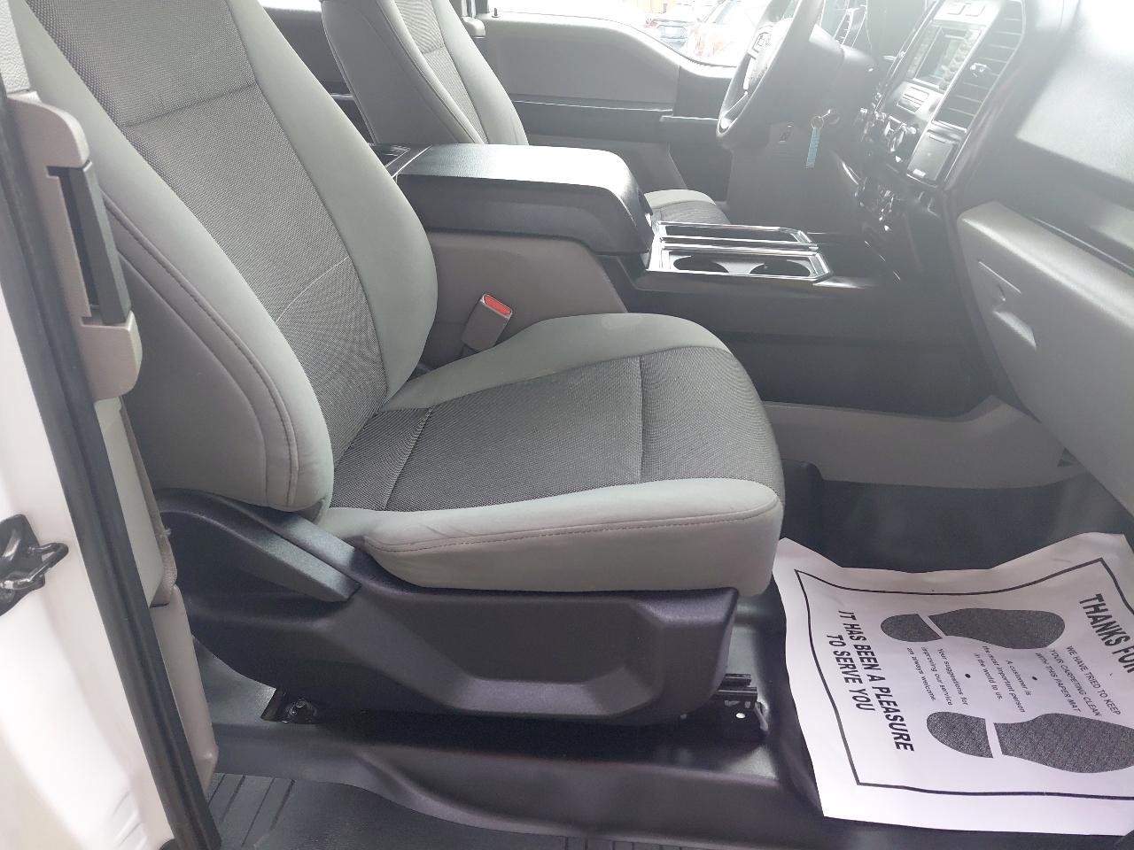 Ford F-150 Lariat 2WD SuperCab 8' Box 2017