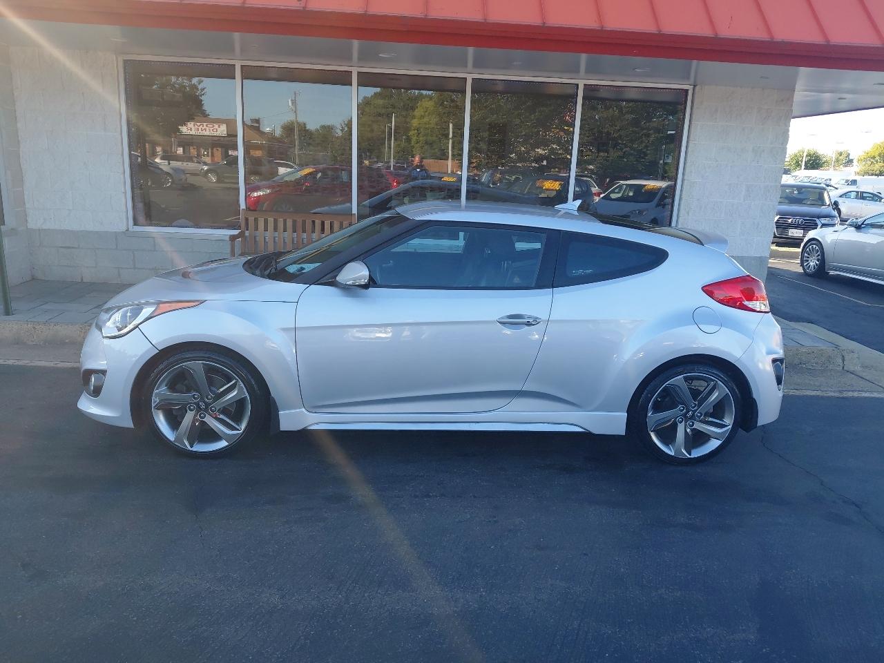 Hyundai Veloster 3dr Cpe Auto Turbo w/Black Int 2013