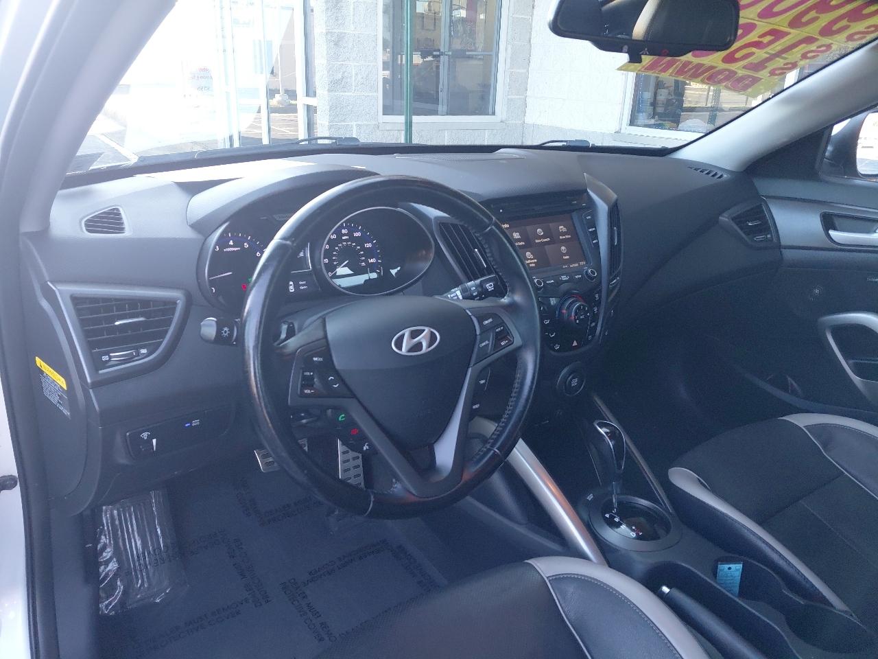 Hyundai Veloster 3dr Cpe Auto Turbo w/Black Int 2013
