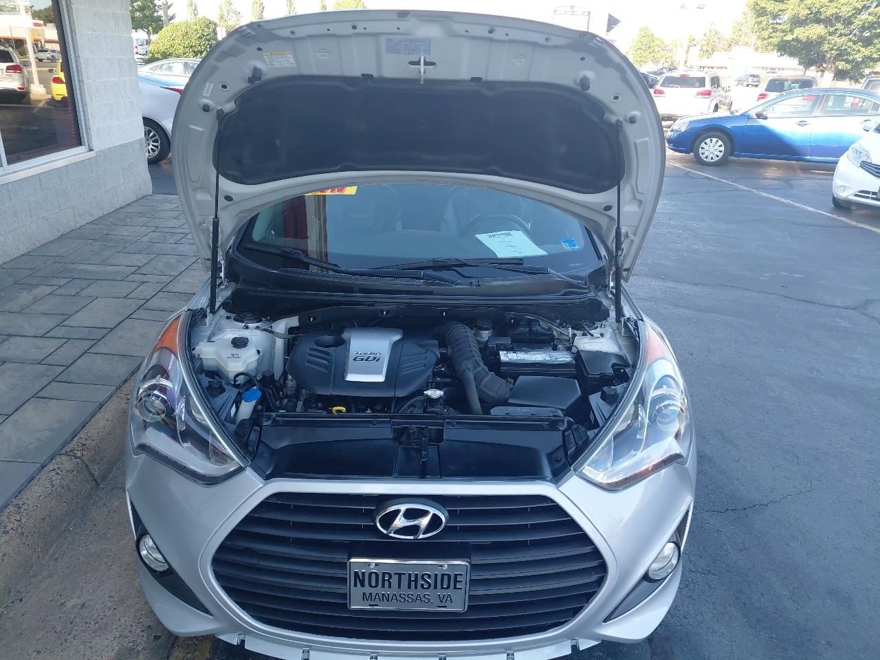 Hyundai Veloster 3dr Cpe Auto Turbo w/Black Int 2013