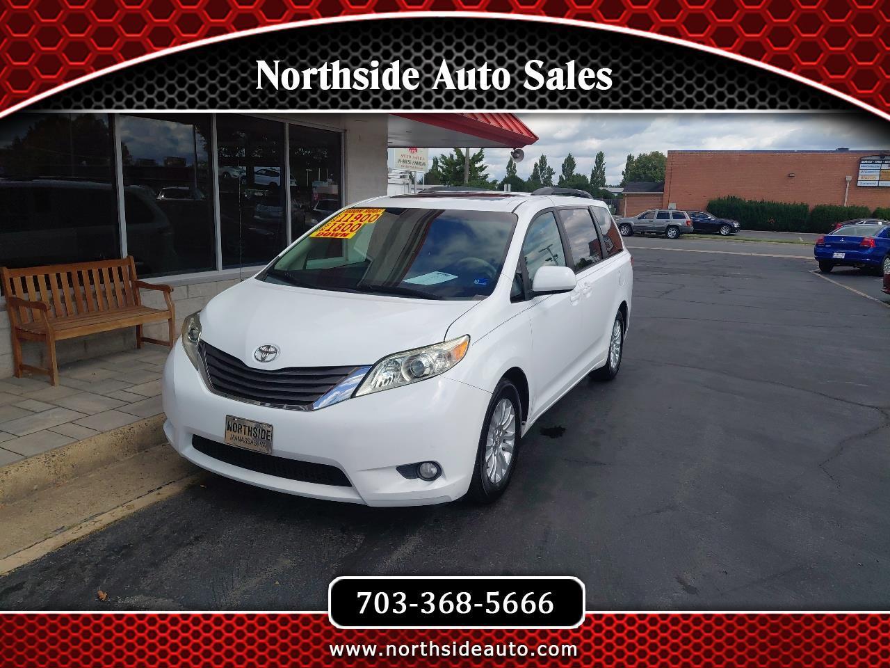 Toyota Sienna 5dr 7-Pass Van V6 XLE AAS FWD (Natl) 2014