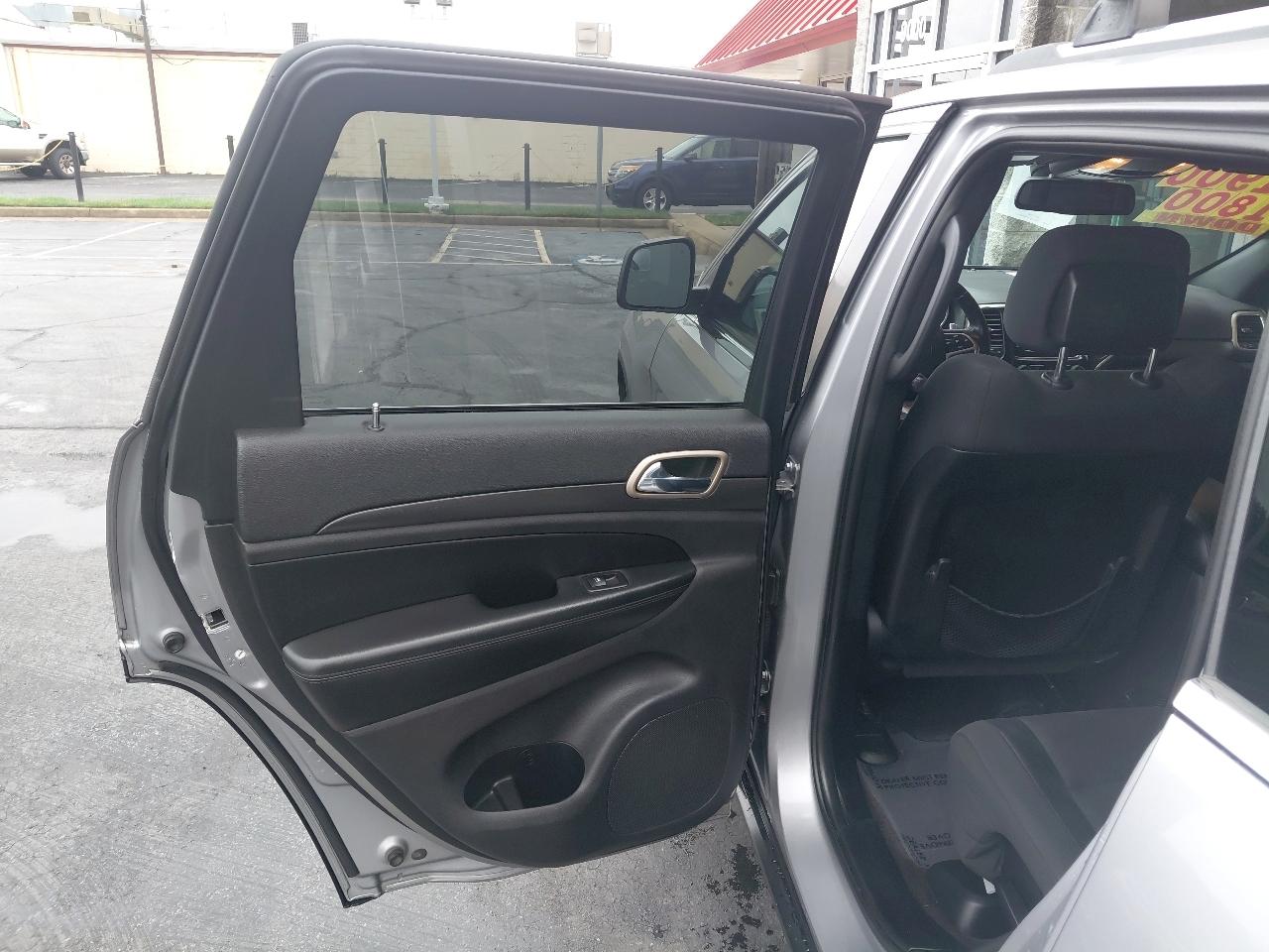 Jeep Grand Cherokee 4WD 4dr Laredo 2016