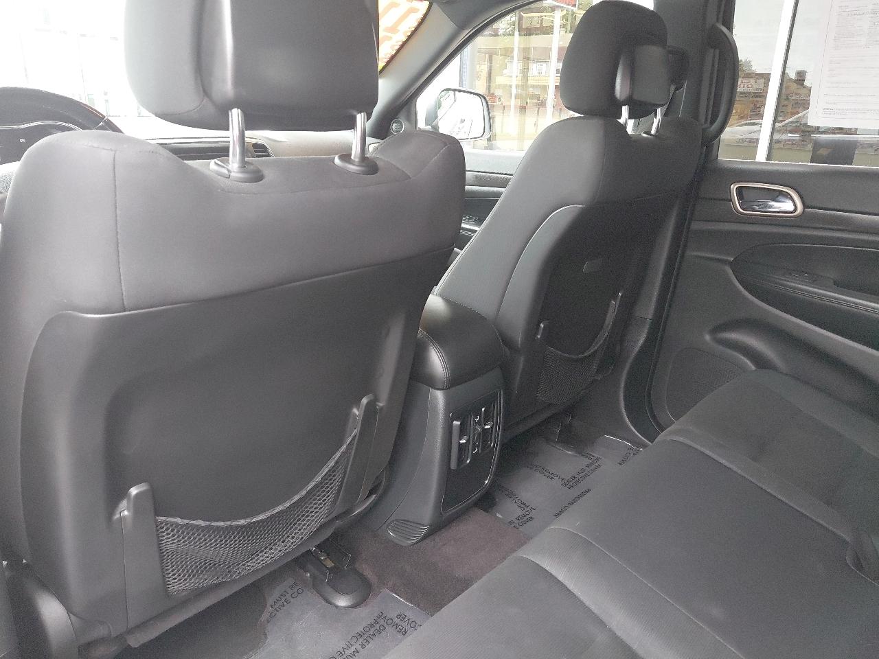 Jeep Grand Cherokee 4WD 4dr Laredo 2016