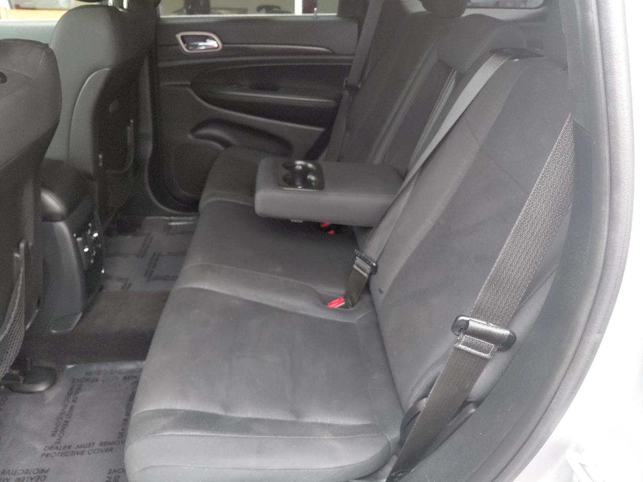 Jeep Grand Cherokee 4WD 4dr Laredo 2016
