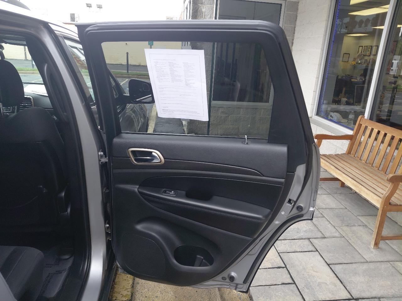 Jeep Grand Cherokee 4WD 4dr Laredo 2016