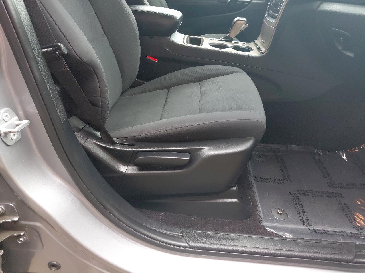 Jeep Grand Cherokee 4WD 4dr Laredo 2016