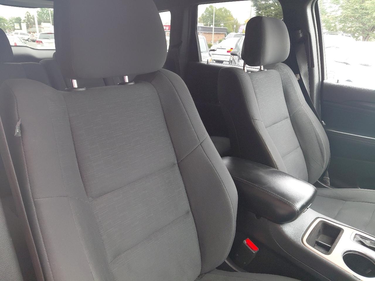 Jeep Grand Cherokee 4WD 4dr Laredo 2016
