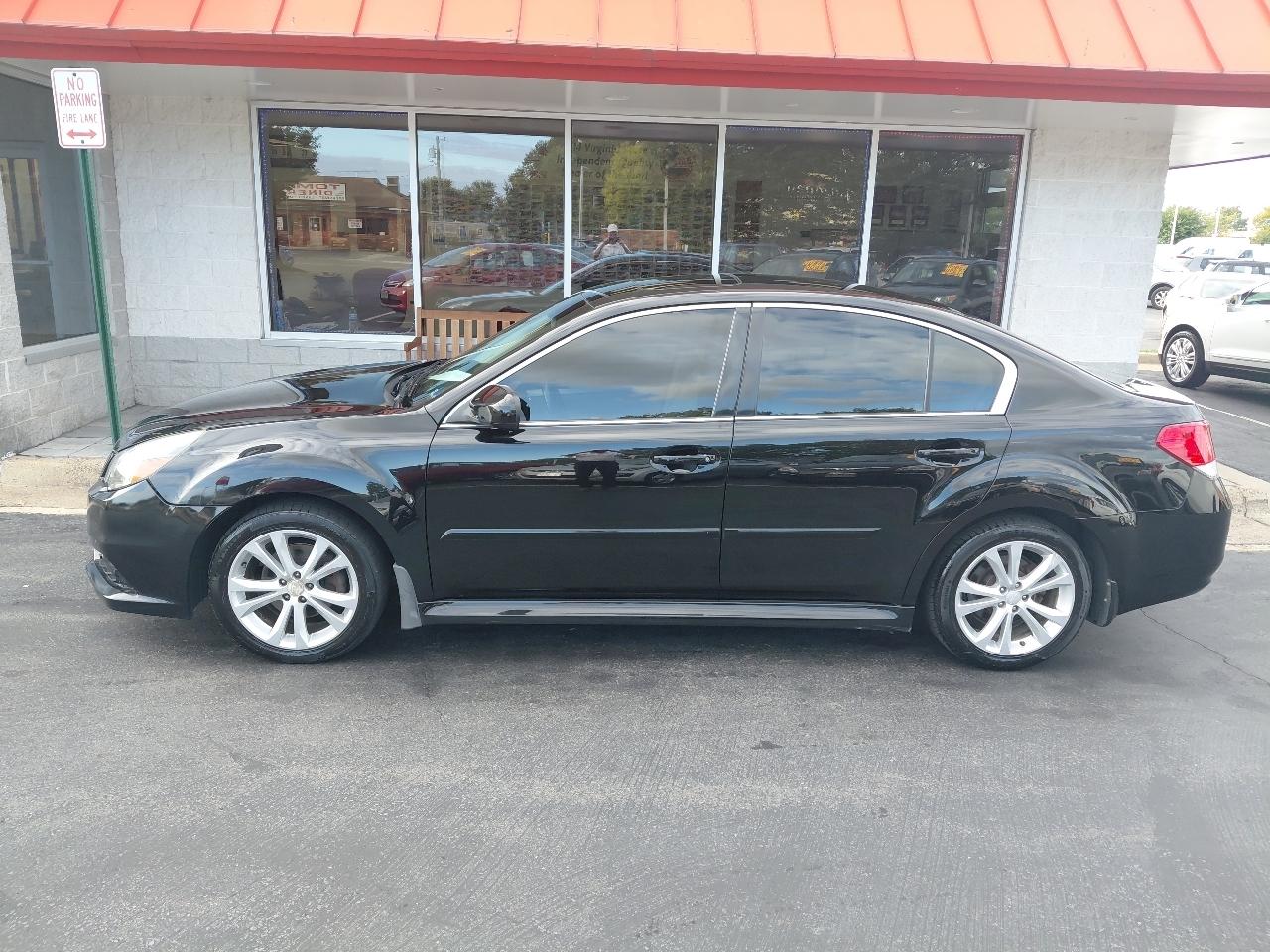 Subaru Legacy 4dr Sdn H4 Auto 2.5i Premium 2013